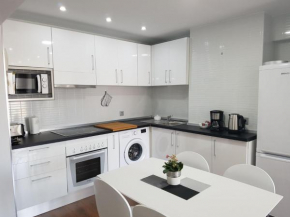 Aries Flat, Benalmadena